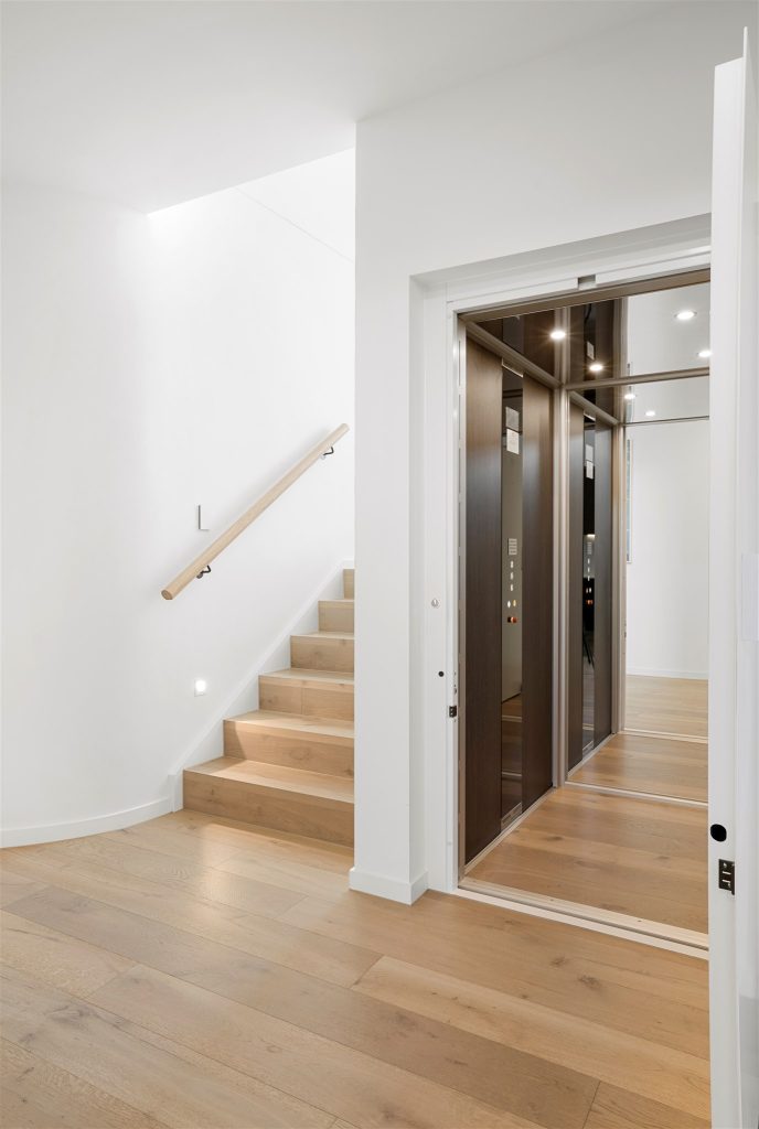 Custom HLB Elevator, Black Rock