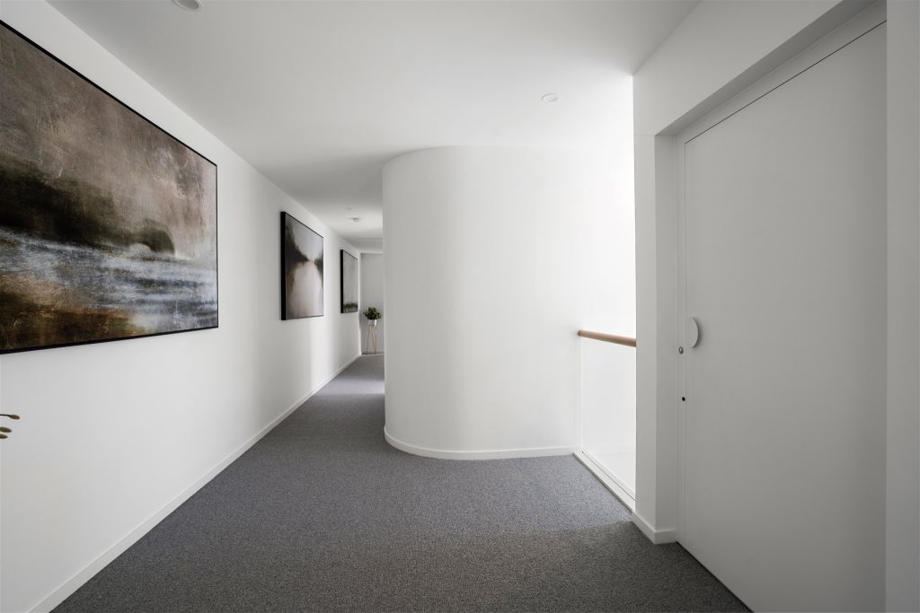Custom HLB Elevator, Black Rock