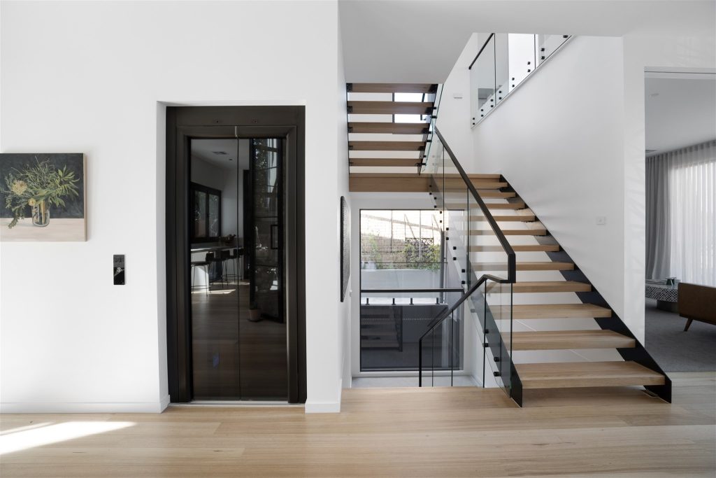 Custom HLB Elevator, Lower Templestowe
